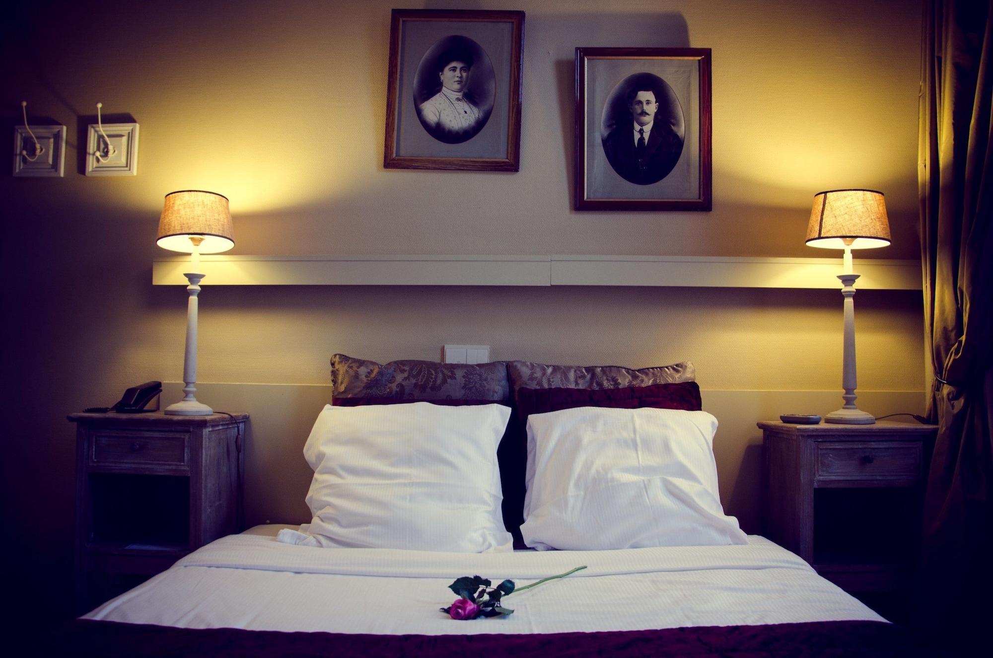 Hotel Botaniek Μπριζ Εξωτερικό φωτογραφία
